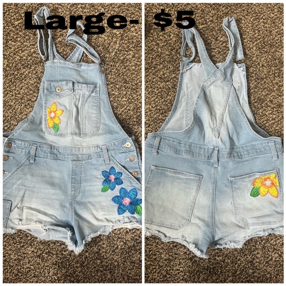 Clothes - Picture 6 of 8